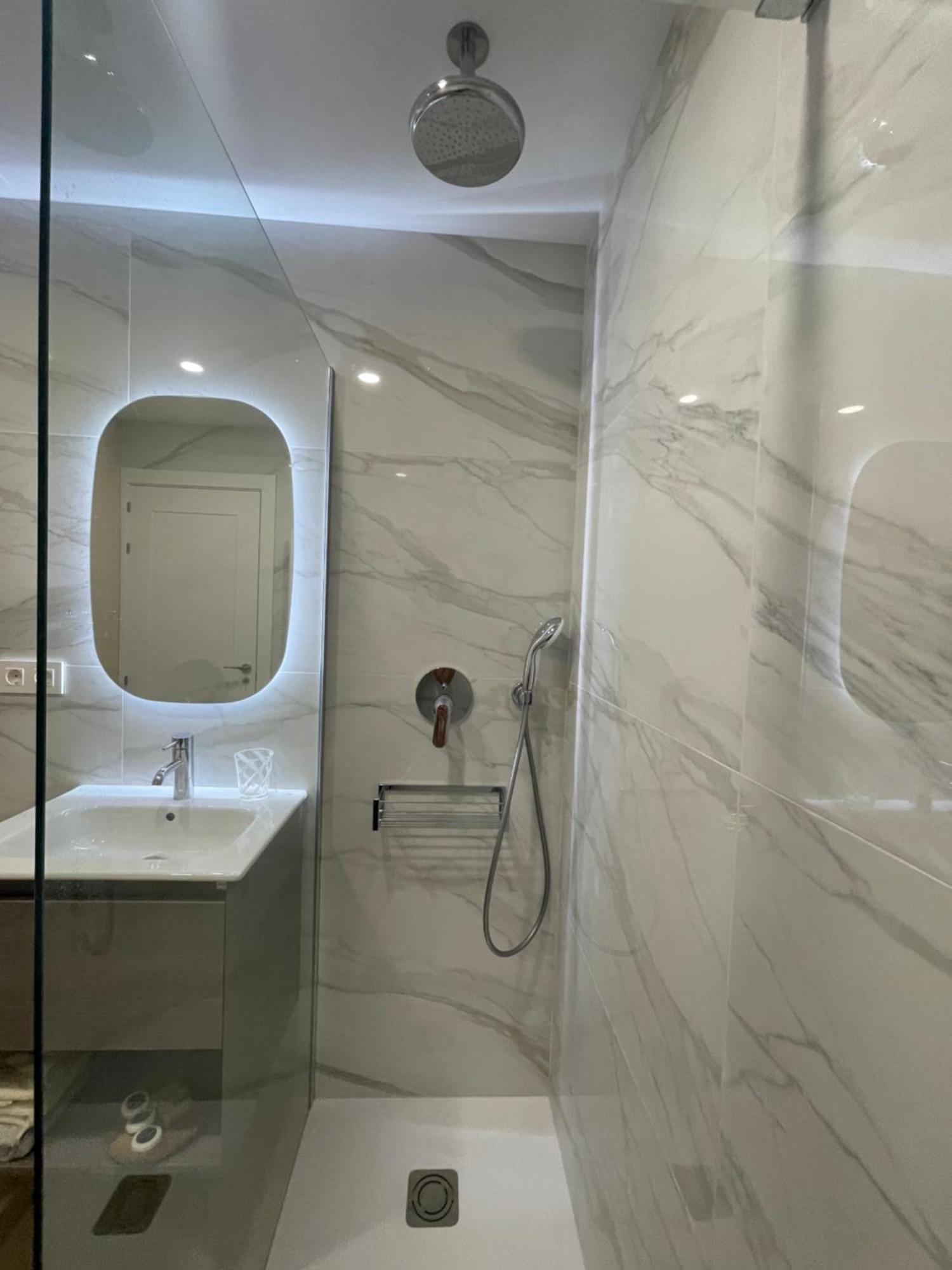 Riscal Suits Luxury อาลิกันเต ภายนอก รูปภาพ